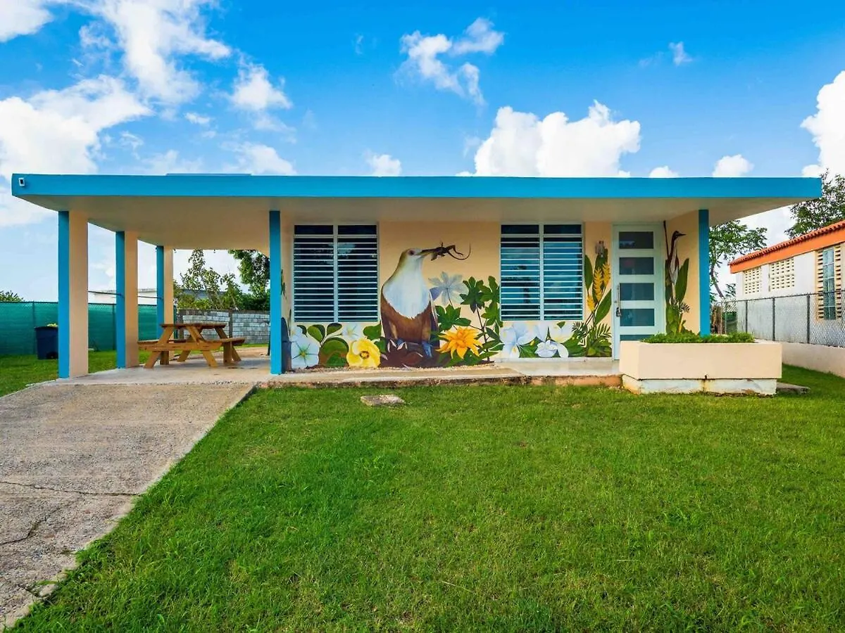 3 Bedroom In Quiet Neighborhood 5 Minutes To Beach Luquillo